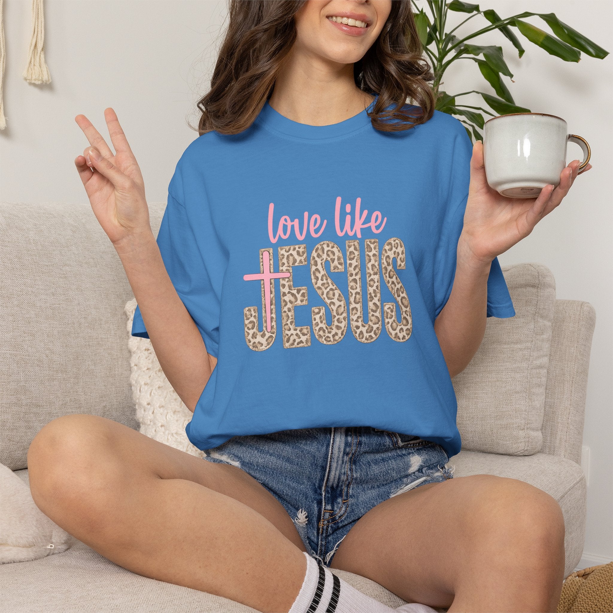 Love Like Jesus Leopard Graphic T-Shirt