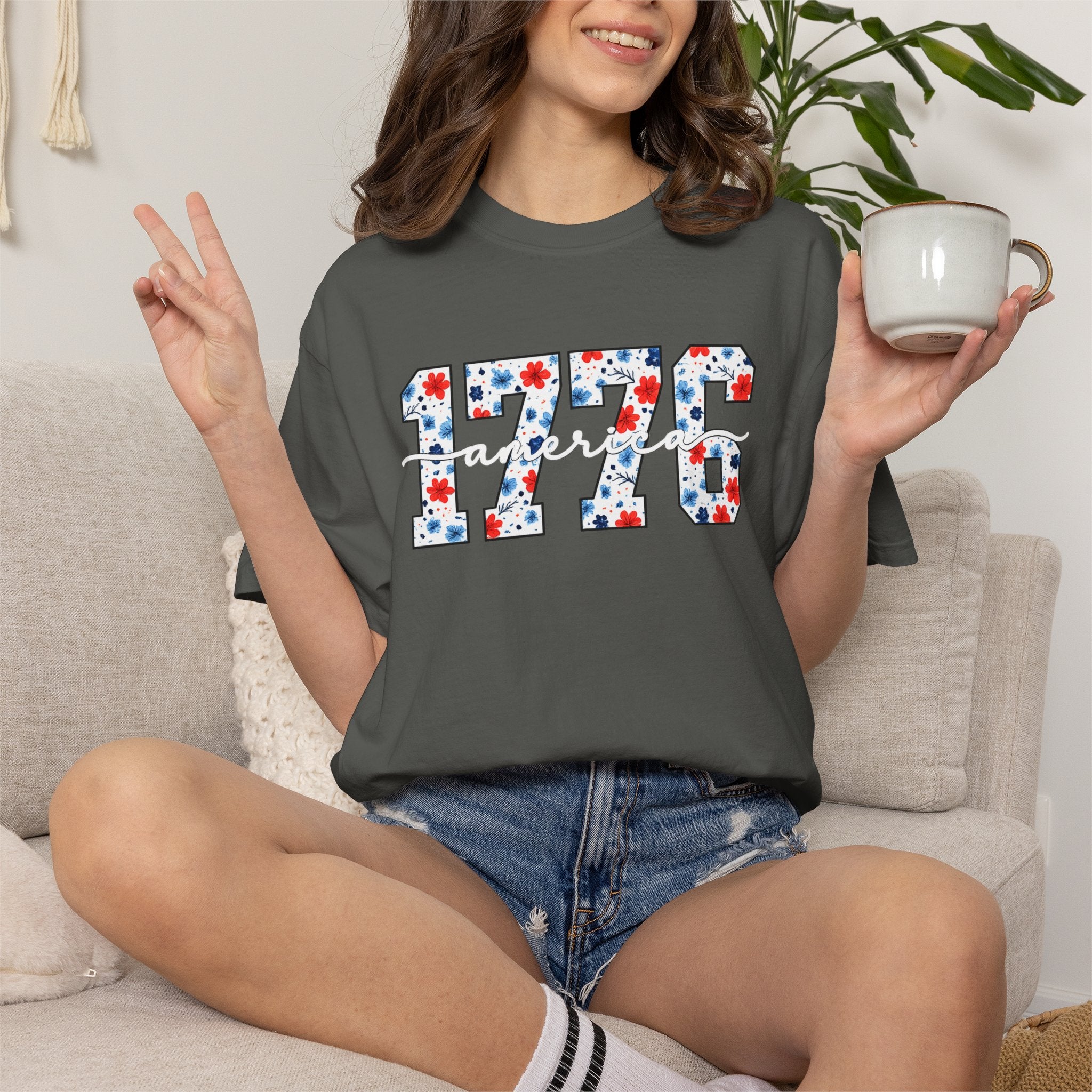 1776 Patriotic Graphic T-Shirt