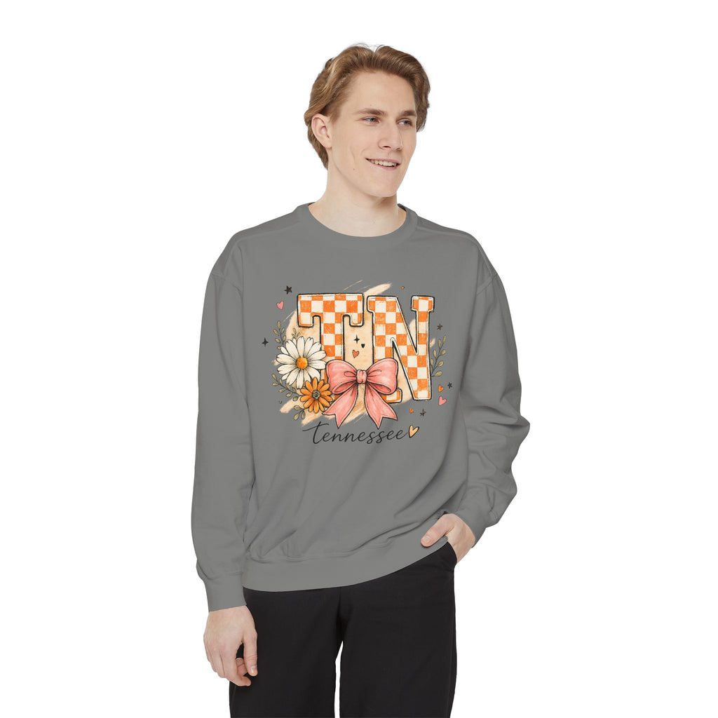 Tennessee Floral TN Sweatshirt — Checkerboard Bow State Pride Pullover