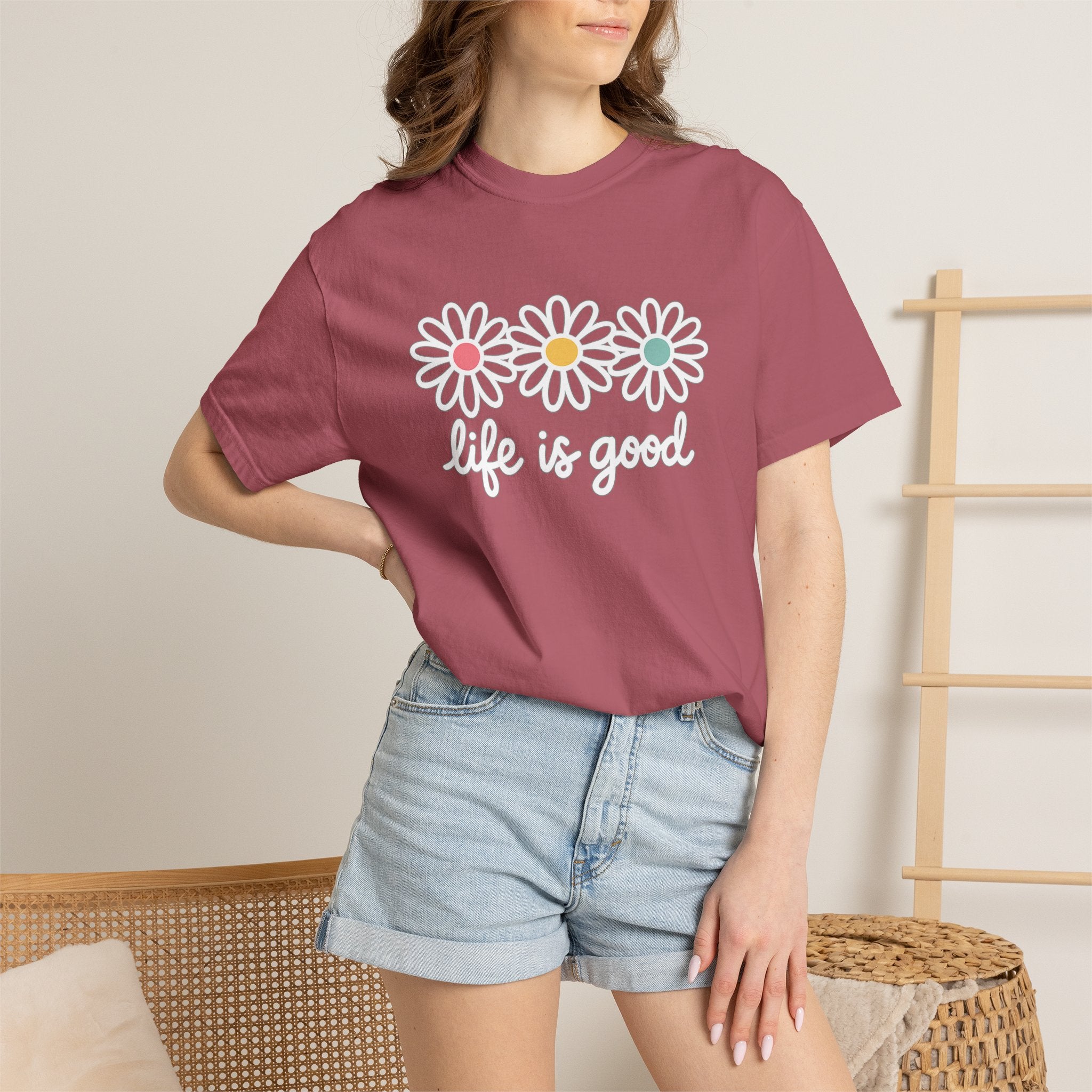 Life Is Good Daisy Graphic T-Shirt