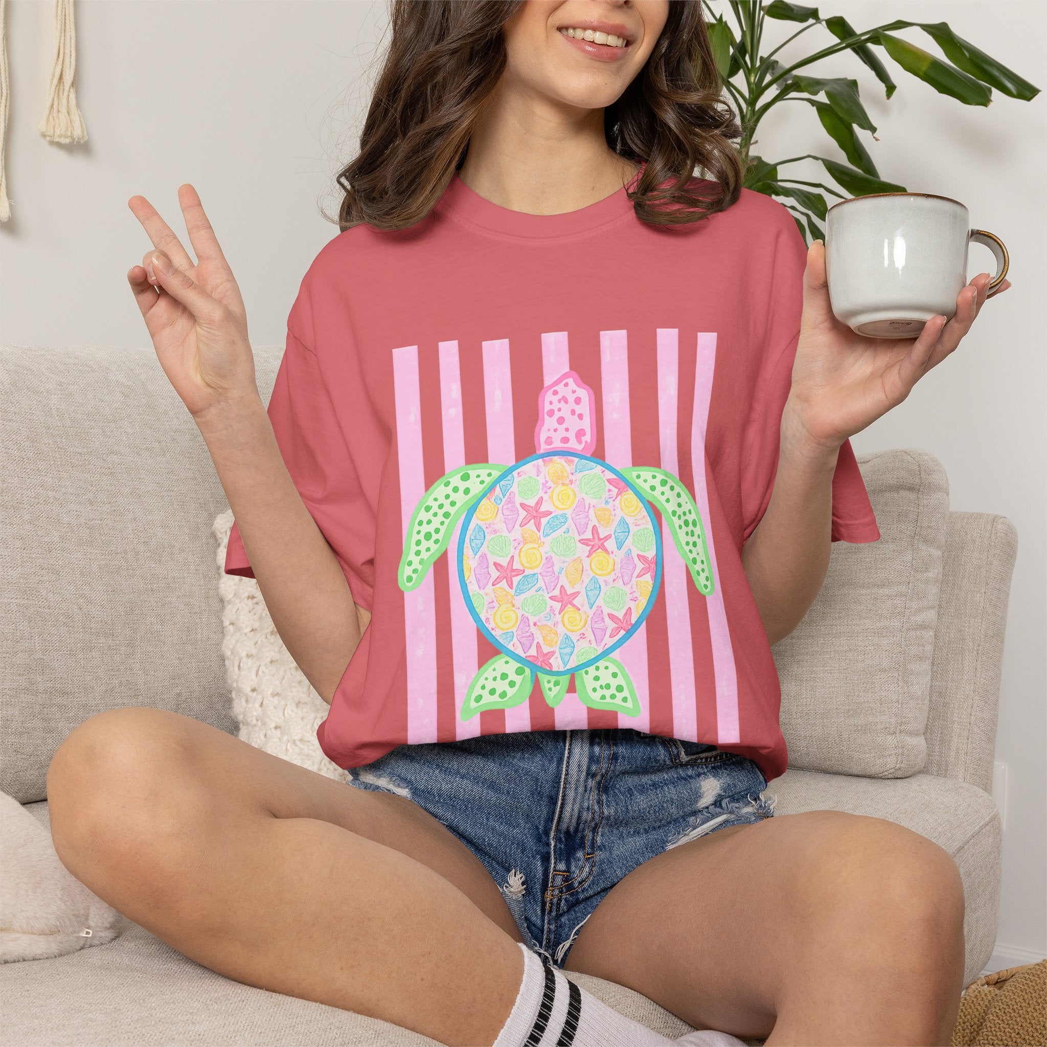 Sea Turtle Graphic T-Shirt