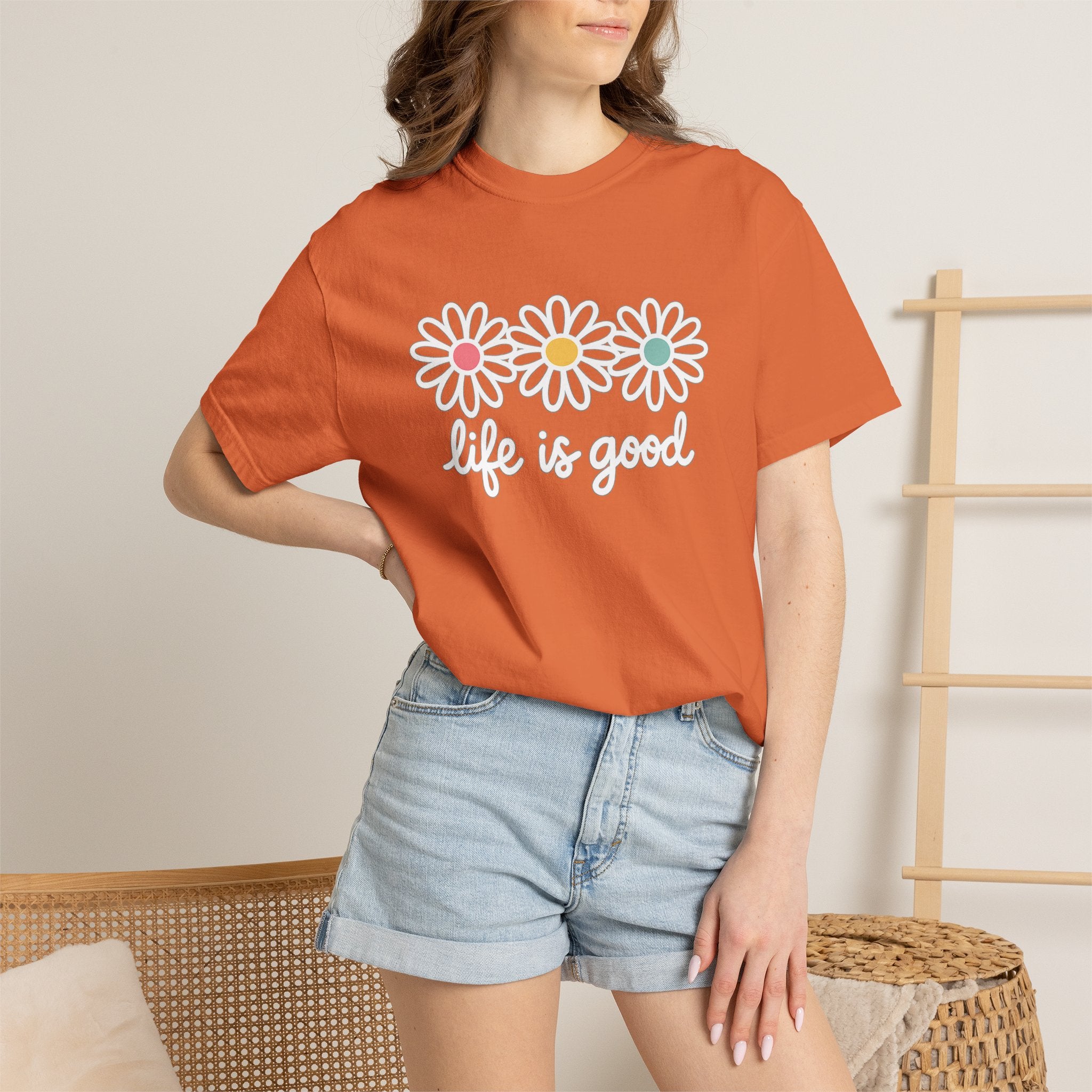 Life Is Good Daisy Graphic T-Shirt