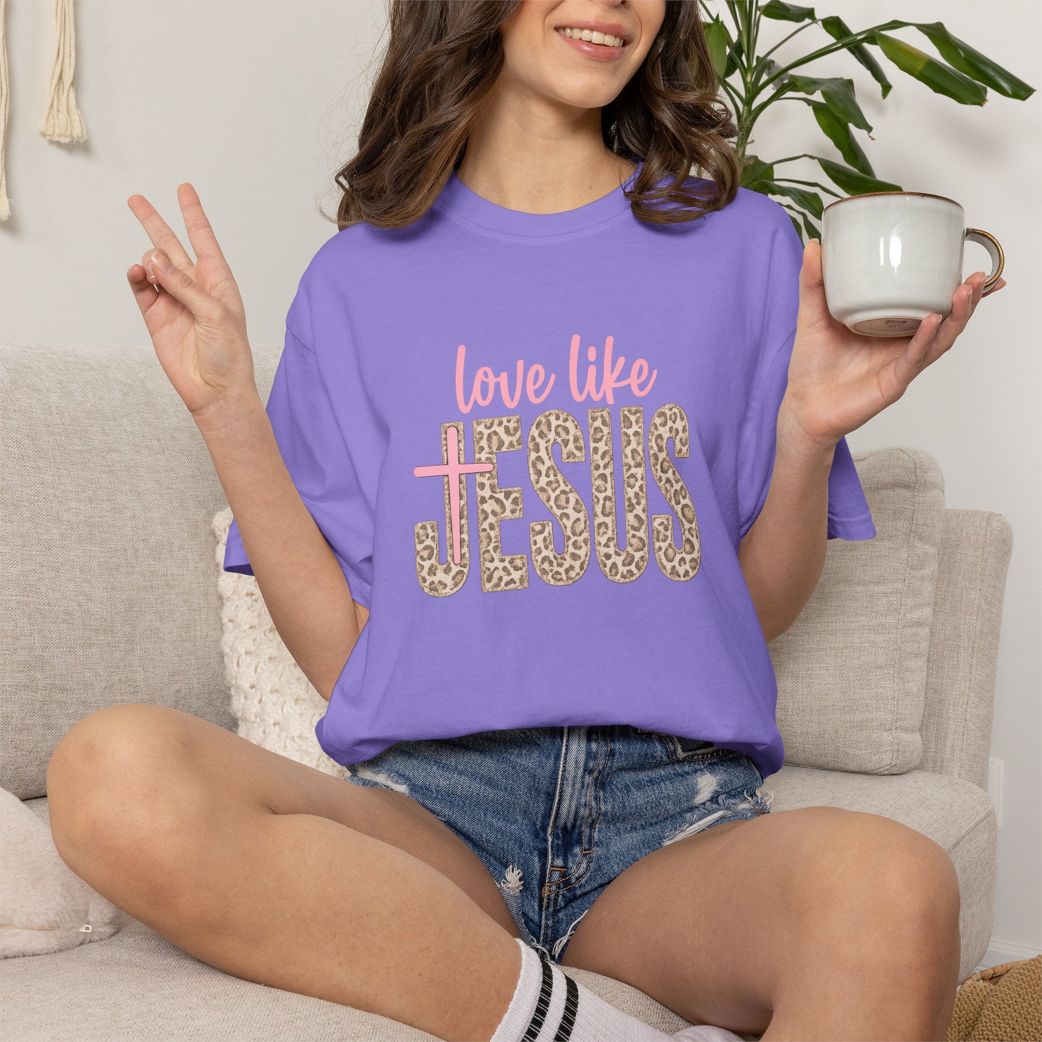 Love Like Jesus Leopard Graphic T-Shirt