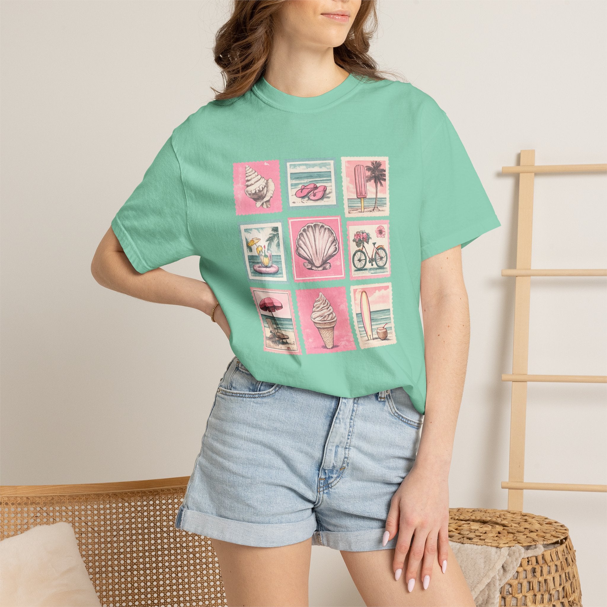 Vintage Beach Icons T-Shirt