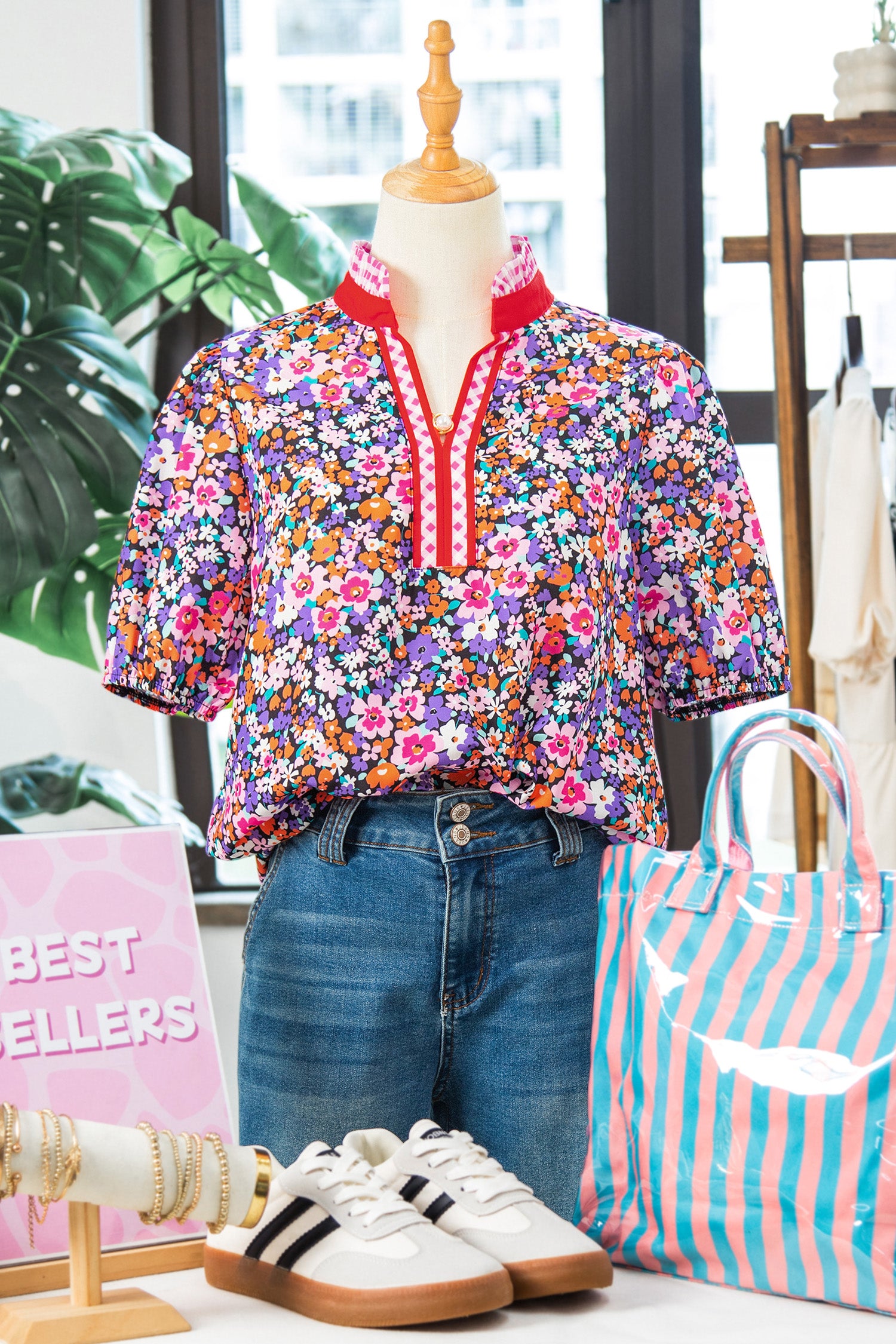 Floral Print Colorblock Trim V Neck Top