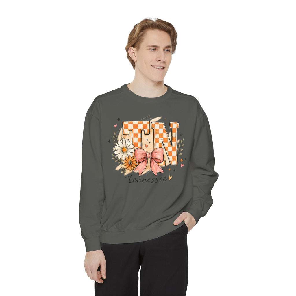 Tennessee Floral TN Sweatshirt — Checkerboard Bow State Pride Pullover