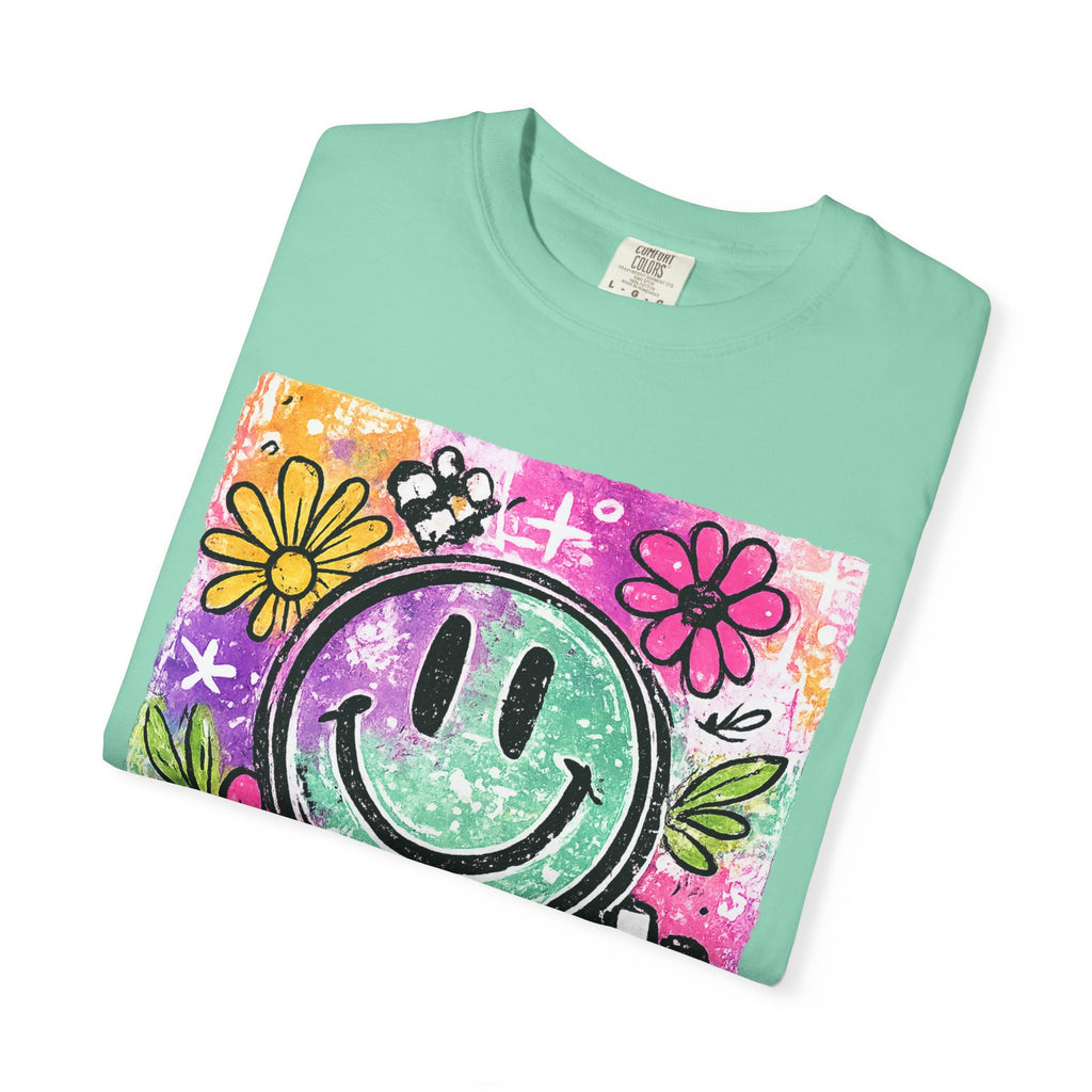 Smiley Flower Graphic T-Shirt
