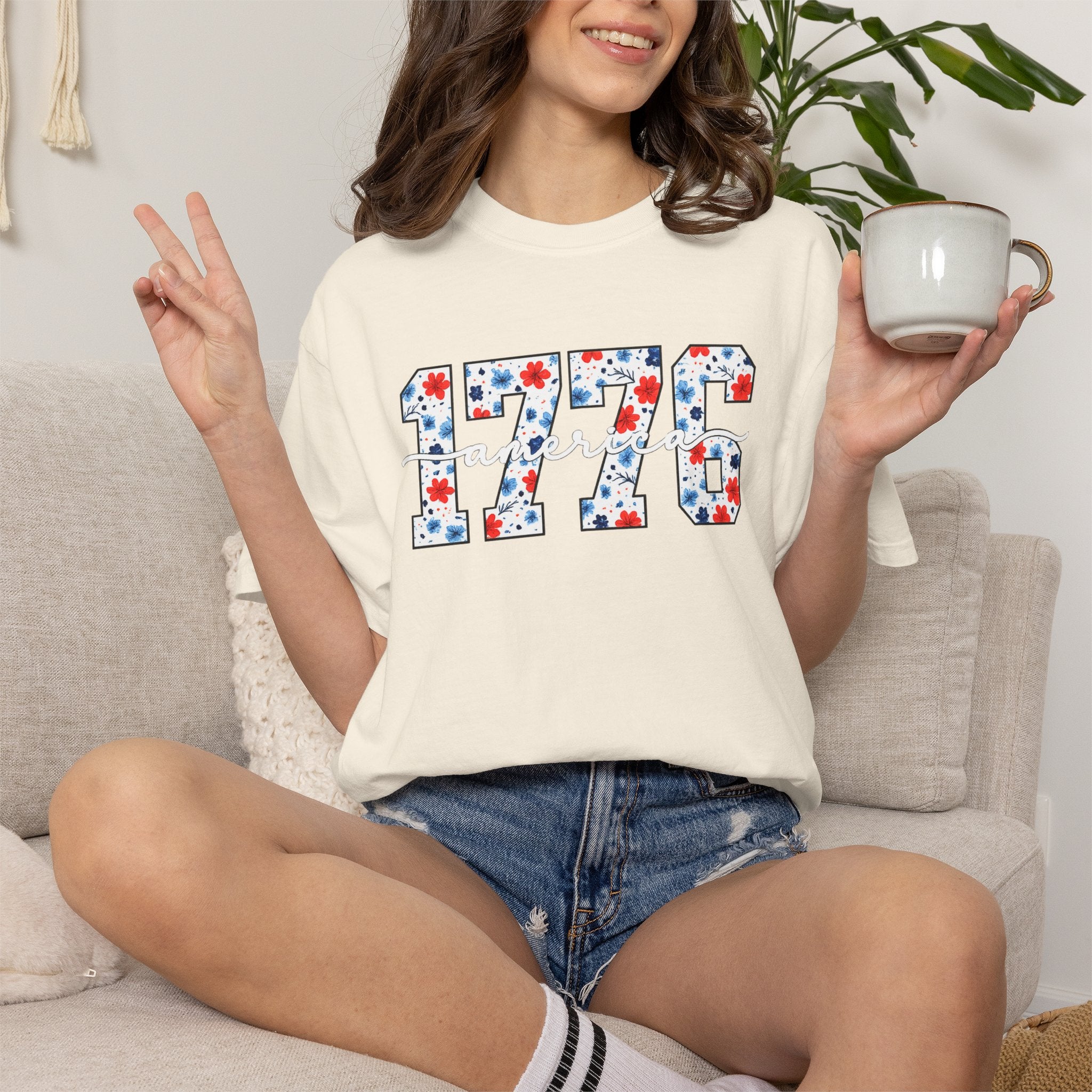 1776 Patriotic Graphic T-Shirt