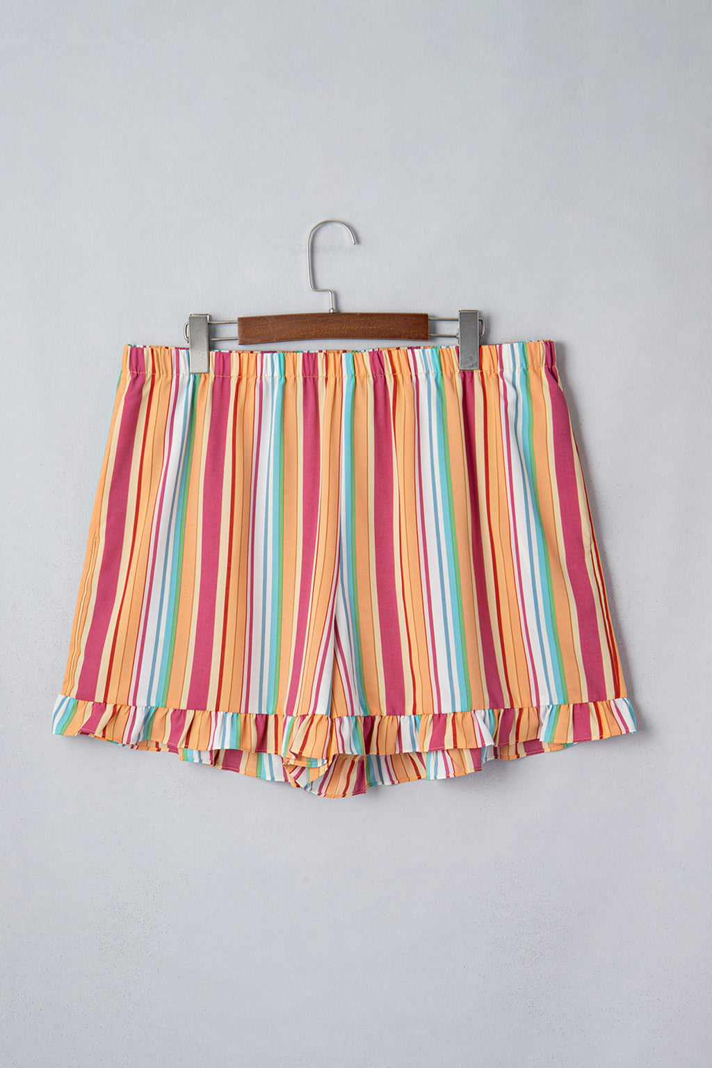 Plus Size Elastic Waist Ruffle Hem Shorts
